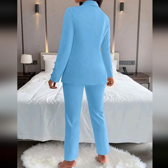 Women's Blue Blazer and Pants Set - Picture 5 of 6